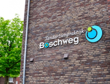 Tandartsenpraktijk Boschweg - Gevel- en raambelettering